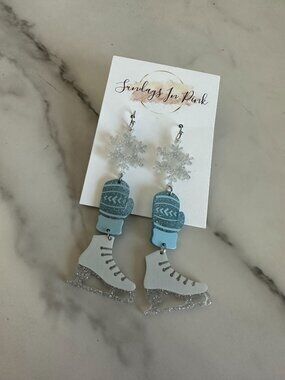 WINTER WONDERLAND Ice Skater Skating Drop Christmas Earrings NEW